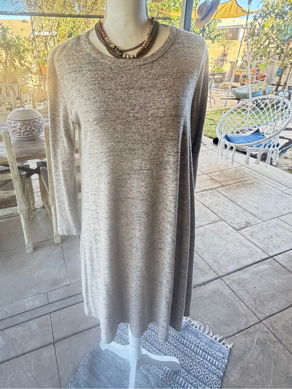 Forever Rose Couture L Gray 3/4 Sleeve Knit Round Neck A-Line Dress Knee Length